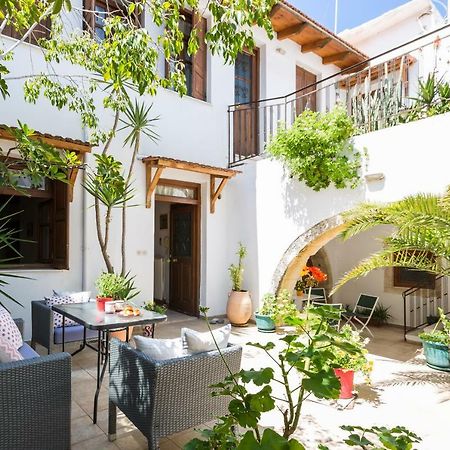 Lilys Apartments Ретимно Екстериор снимка